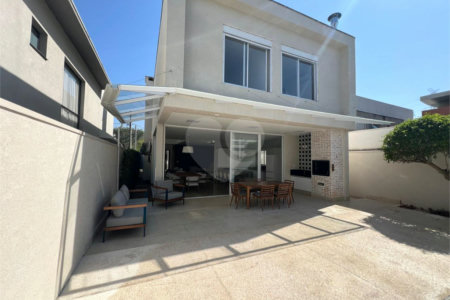 Casa à venda com 3 suítes no condomínio Bella Cittá Mogi das Cruzes, Mogi das Cruzes - SP