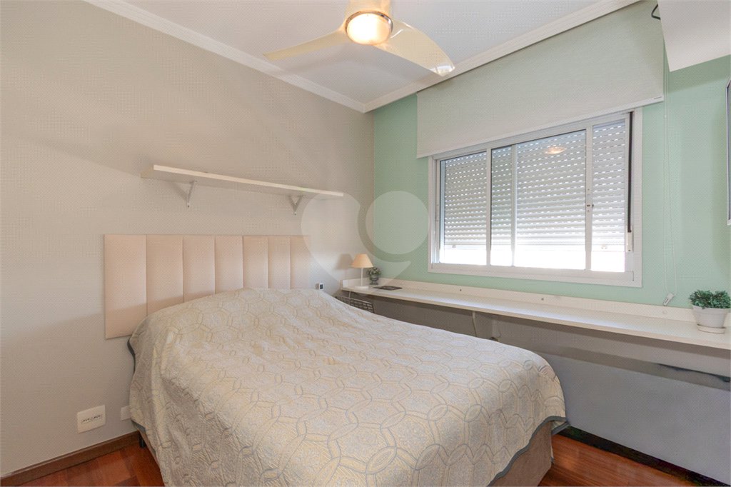 Apartamento à venda com 4 quartos, sendo 3 suítes,  em Vila Romana, São Paulo, SP