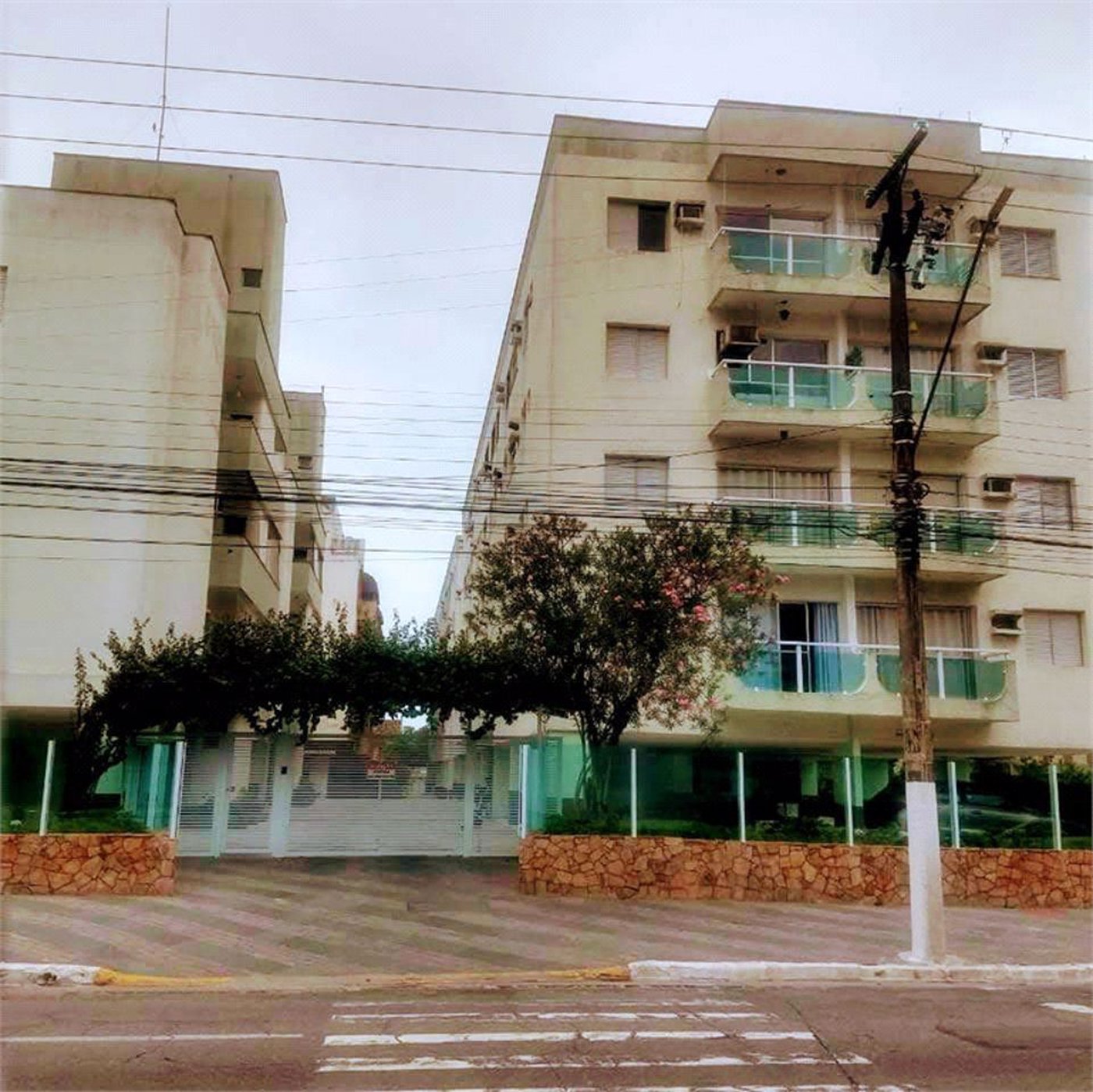 Apartamento Residencial à venda, Enseada, Guarujá - AP0923.