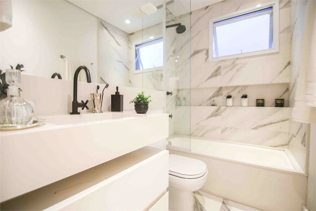 Apartamento à venda com 3 suítes em Vila Andrade, São Paulo, SP