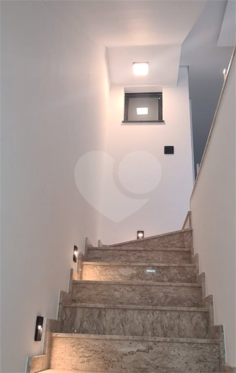 Sobrado à venda com 3 suítes em Vila São Geraldo, São Paulo, SP