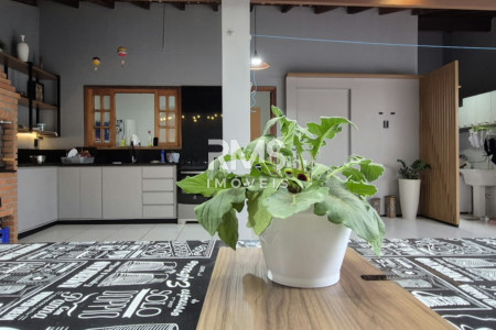 Casa à venda com 3 quartos, sendo 1 suíte, em Cond. Vila Aldea de Espana, Itu - SP