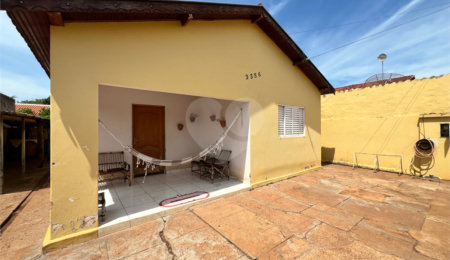 Casa à venda com 3 quartos em Jardim Brasília, Três Lagoas, MS