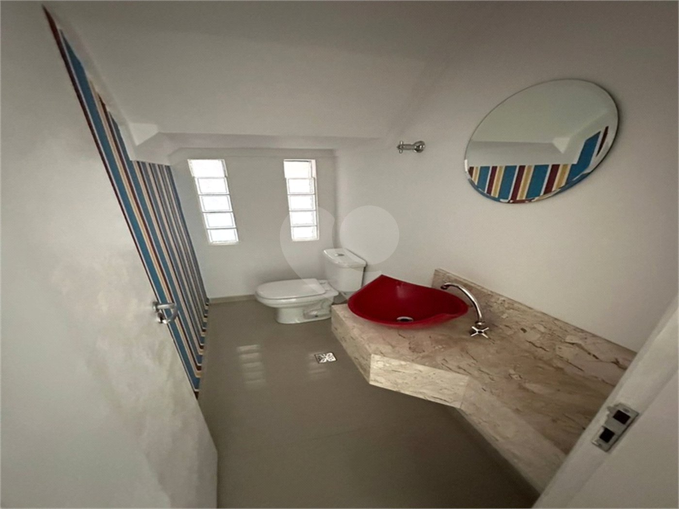 Casa à venda com 4 suítes no condomínio Golden Park Residence II, Sorocaba - SP