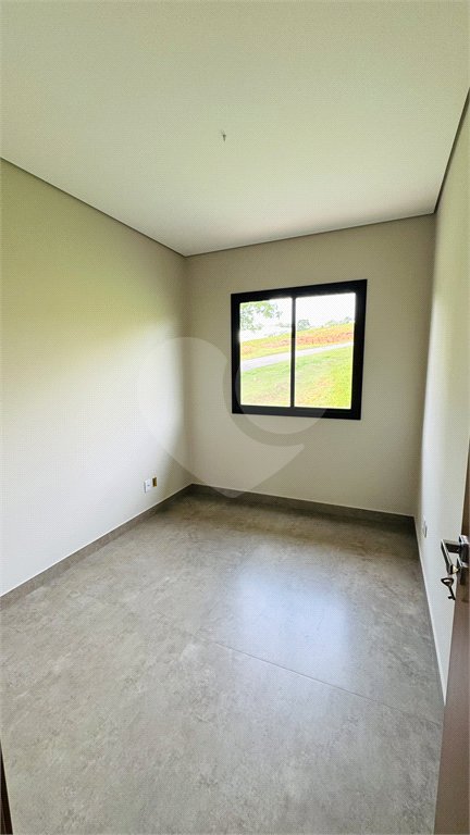 Casa à venda com 3 suítes no condomínio Santa Isabel I, Louveira - SP