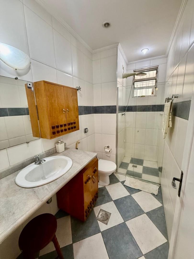 Sobrado com 3 dormitórios, 200 m² - venda por R$ 2.350.000,00 ou aluguel por R$ 12.500,00/mês - Embaré - Santos/SP