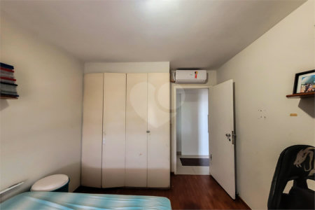 Apartamento à venda com 3 quartos, sendo 1 suíte,  em Vila Clementino, São Paulo, SP
