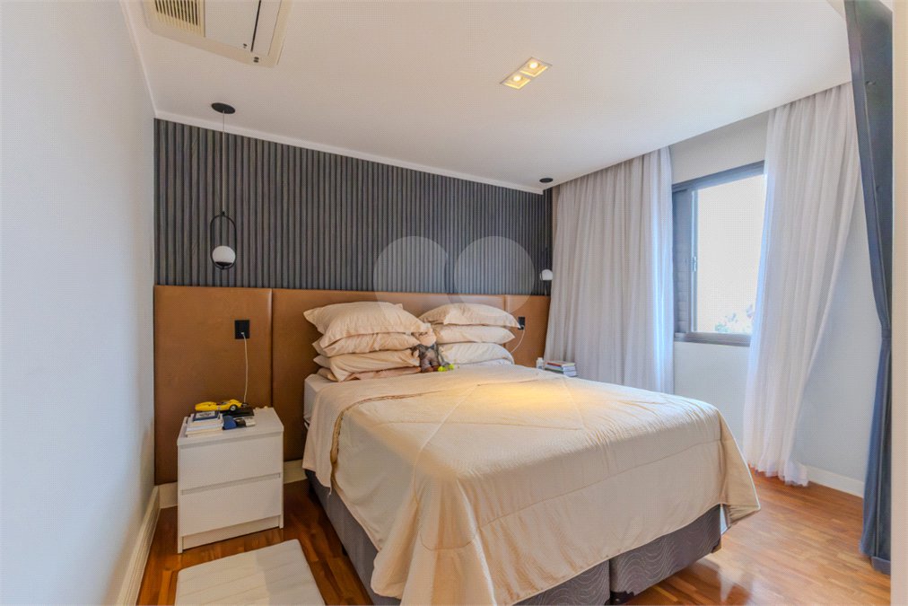 Apartamento à venda com 3 suítes em Chácara Santo Antônio, São Paulo, SP