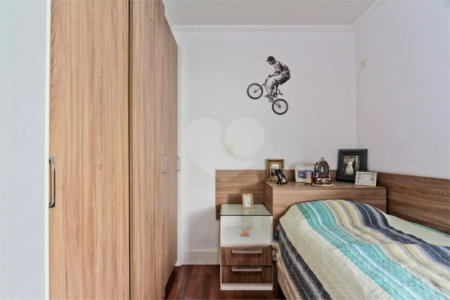 Casa à venda com 3 quartos em Chora Menino, São Paulo, SP