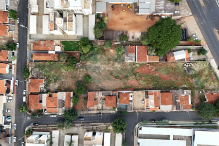 Terreno à venda no Centro, Araraquara, SP