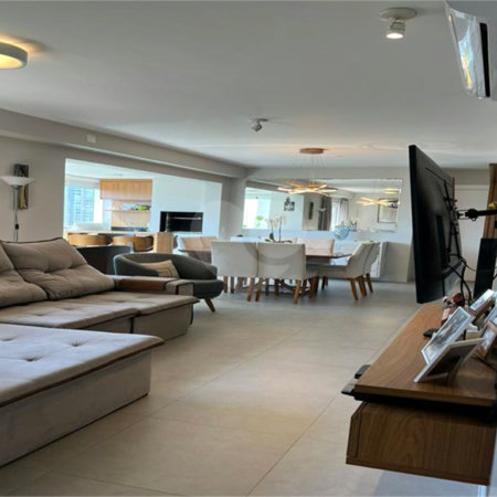 Apartamento à venda com 3 suítes em Jardim Caboré, São Paulo, SP