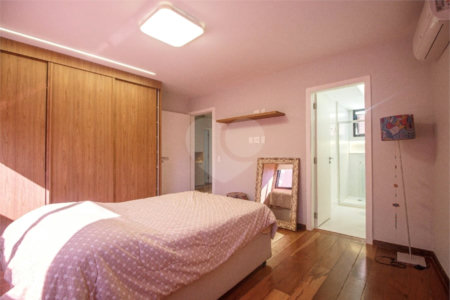 Apartamento à venda com 4 quartos, sendo 2 suítes,  em Tijuca, Rio de Janeiro, RJ