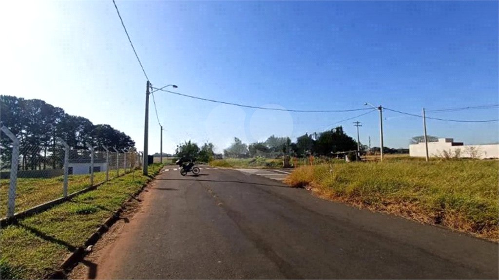 Lote para venda no Jardim dos Ipês no distrito de Água Vermelha/SP.