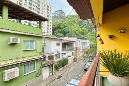 Casa de Vila à venda com 4 quartos, sendo 2 suítes,  em Botafogo, Rio de Janeiro, RJ