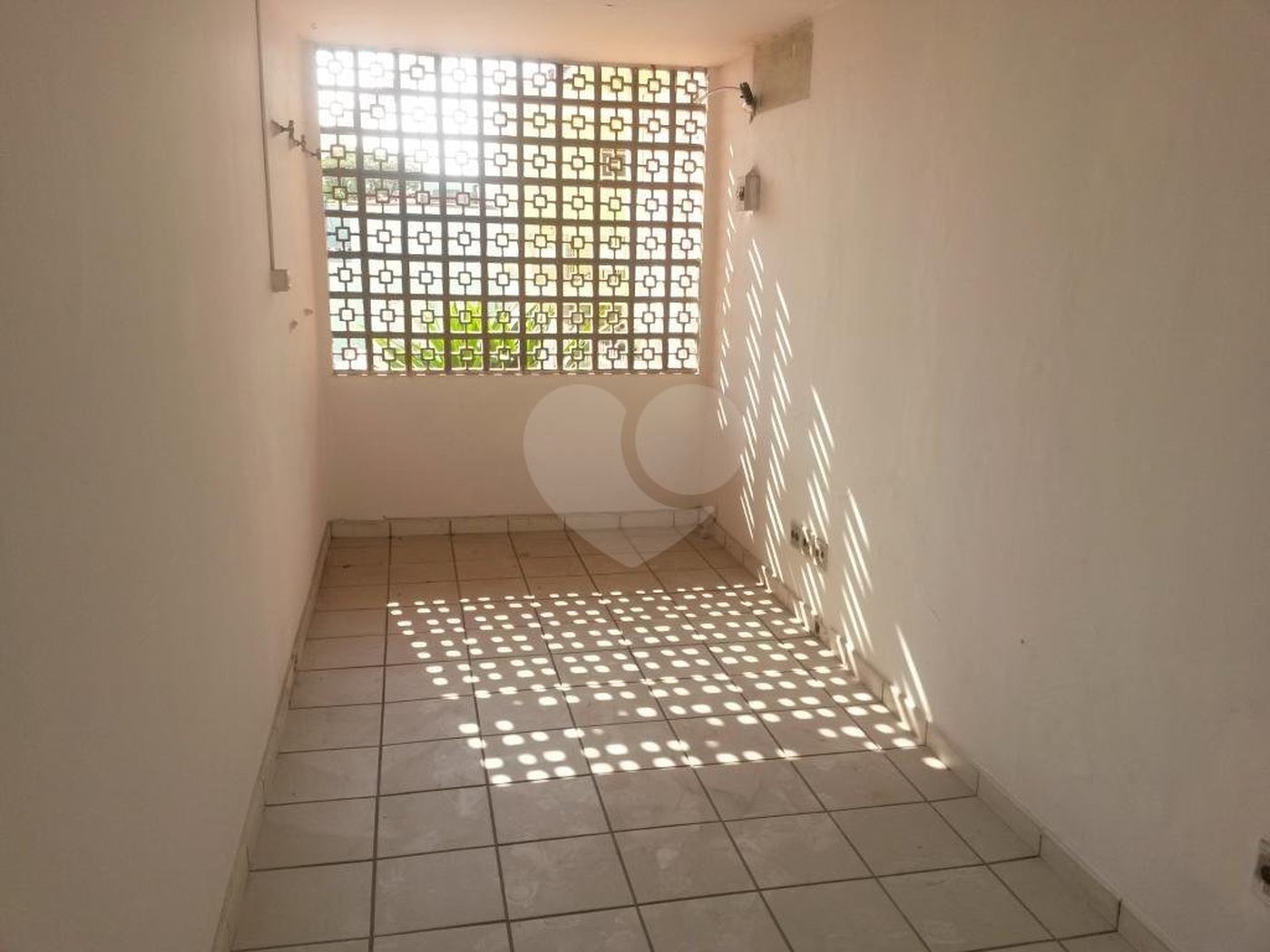 Sobrado à venda com 15 quartos, sendo 3 suítes, em Tucuruvi, São Paulo, SP