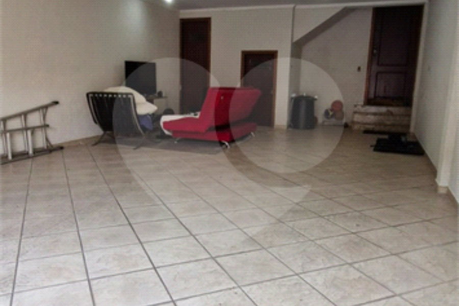 Sobrado à venda com 4 quartos, sendo 1 suíte, em Vila Guilherme, São Paulo, SP