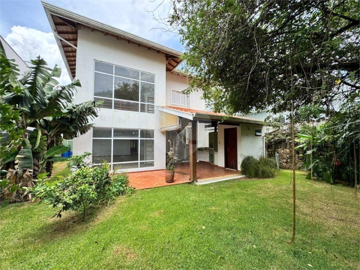 Casa à venda com 3 quartos, sendo 1 suíte,  no condomínio Residencial Recanto dos Paturis, Vinhedo - SP