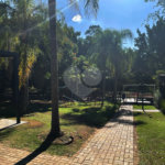 Casa à venda com 4 quartos, sendo 3 suítes,  no condomínio Terras de Santa Teresa, Itupeva - SP