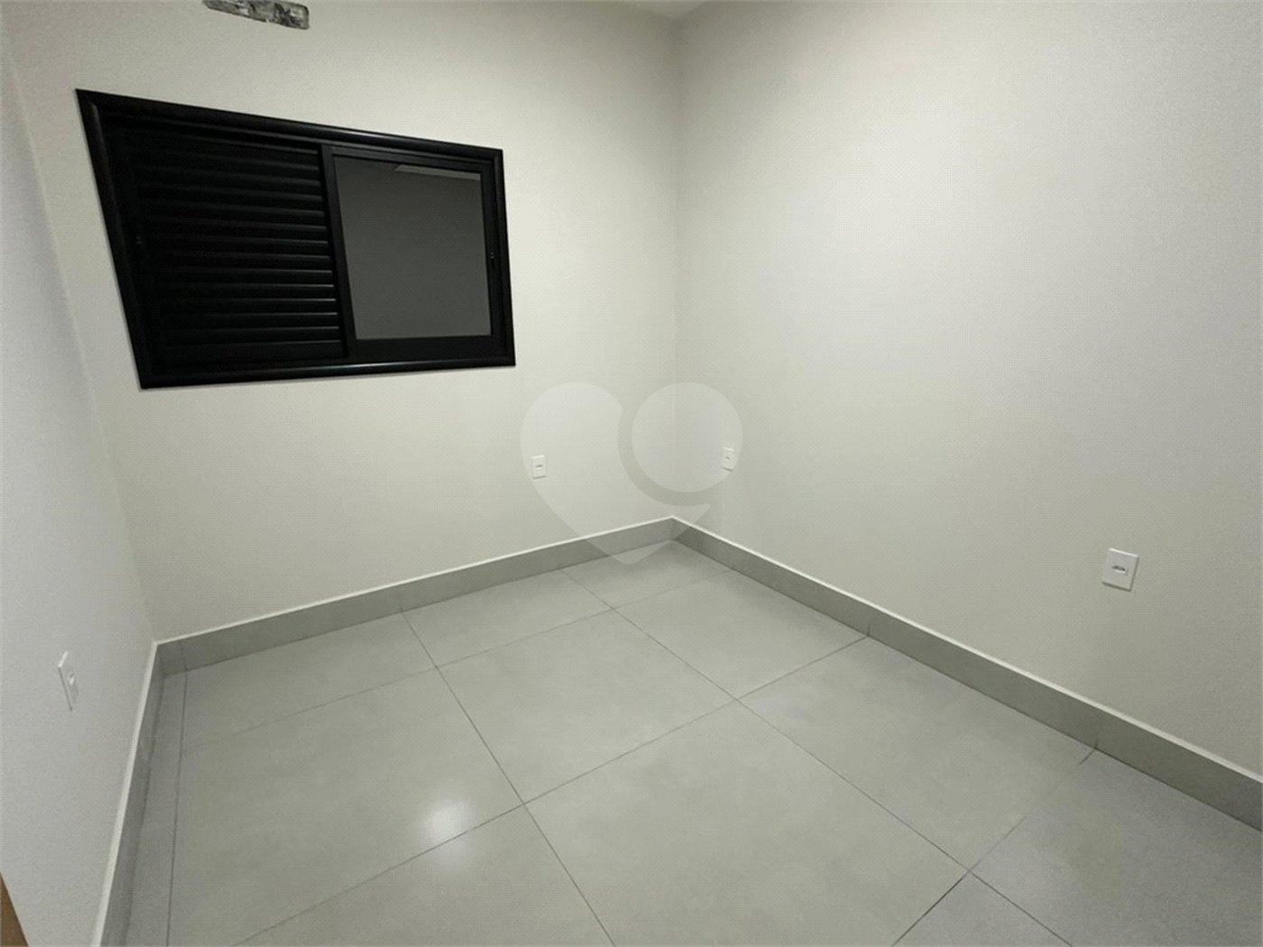 Casa à venda com 3 quartos, sendo 1 suíte, em Jardim Bom Sucesso, Indaiatuba, SP