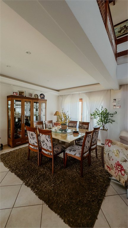 Casa à venda com 4 suítes no condomínio Monte Belo, Salto - SP