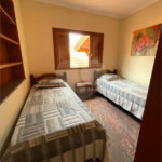 Casa à venda com 9 quartos, sendo 4 suítes, em Condomínio Flamboyant-b, Atibaia, SP