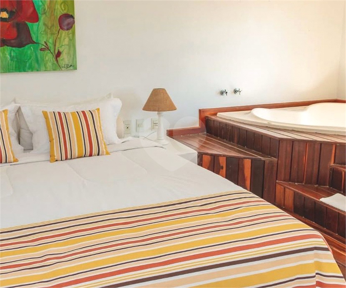 Hotel à venda com 46 suítes, em Portal da Ferradura, Armação dos Búzios, RJ