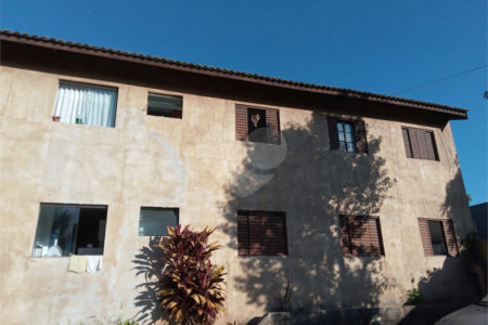 Casa à venda com 21 quartos, sendo 7 suítes, no condomínio De Apartamentos Residenciais- Jardim Morumbi, Atibaia - SP