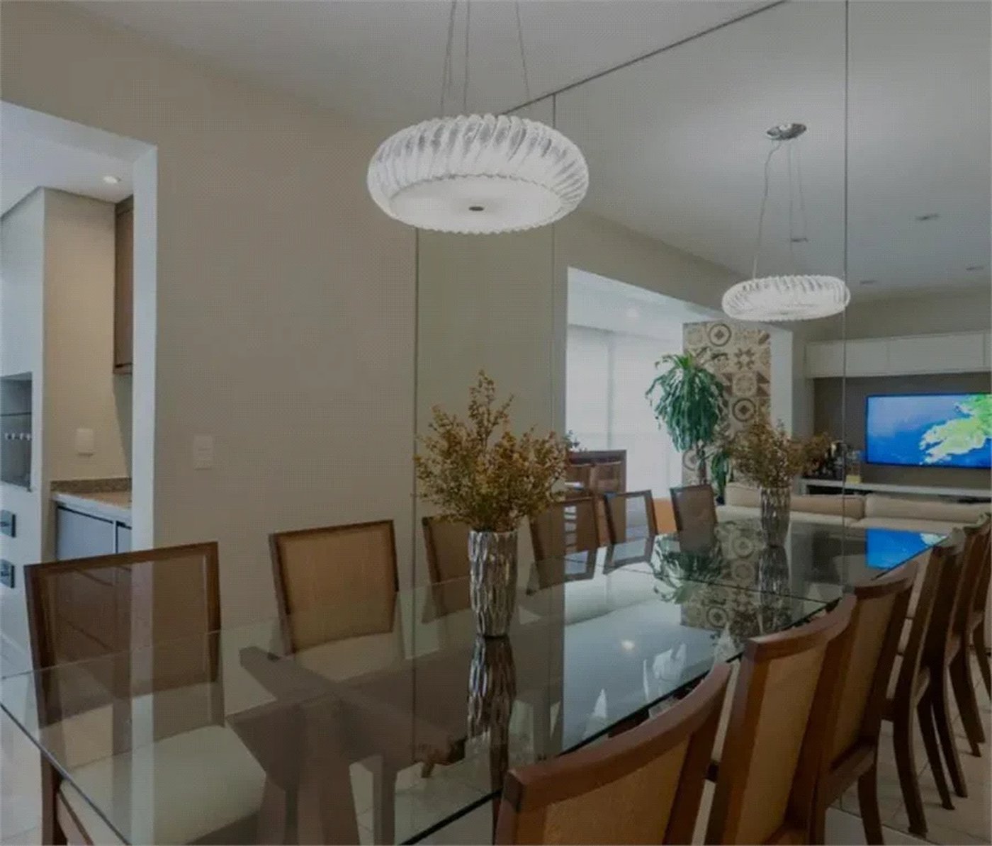Apartamento à venda com 2 suítes em Vila Gertrudes, São Paulo, SP