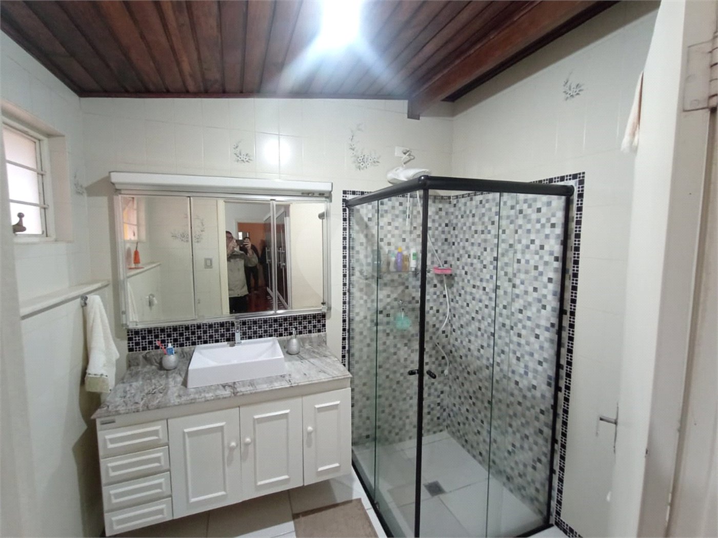 Casa à venda com 4 quartos, sendo 3 suítes,  no Centro, Itapetininga, SP
