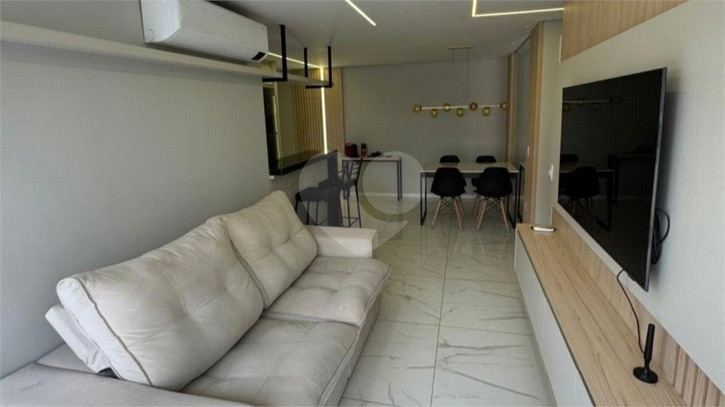 Apartamento à venda com 3 quartos, sendo 1 suíte,  em Além Ponte, Sorocaba, SP