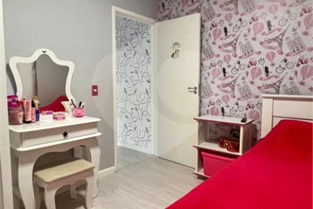 Casa à venda com 2 quartos no condomínio Rubi, Jacareí - SP