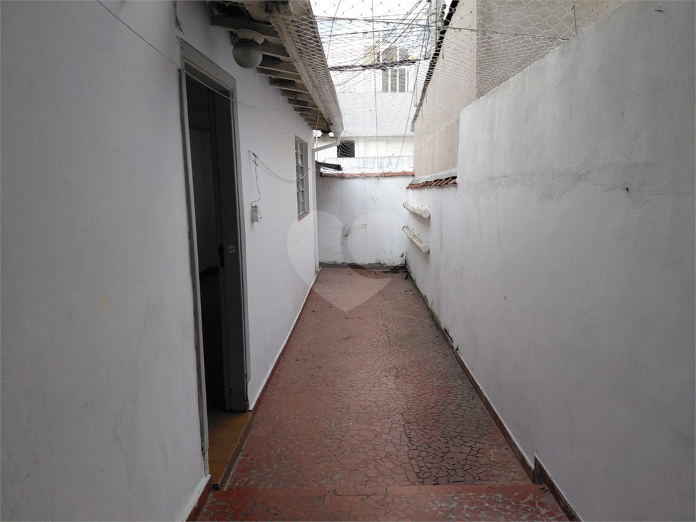 Sobrado à venda com 2 quartos em Vila Ipojuca, São Paulo, SP