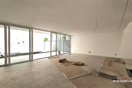 Casa à venda com 4 suítes no condomínio Garda, São Paulo - SP