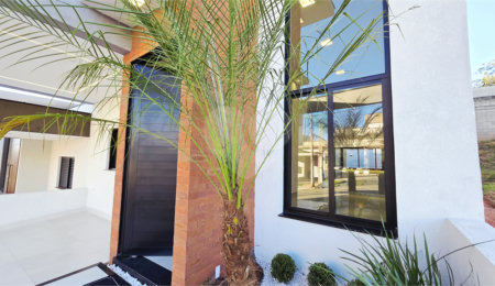 Casa à venda com 3 quartos, sendo 1 suíte,  no condomínio Horto Florestal Villagio, Sorocaba - SP