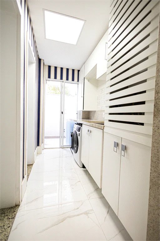 Apartamento à venda com 5 quartos, sendo 4 suítes, em Parque Reboucas, São Paulo, SP