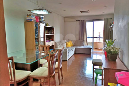 Apartamento à venda com 2 quartos, sendo 1 suíte, em Vila Mariana, São Paulo, SP