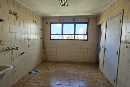Apartamento à venda com 4 quartos, sendo 2 suítes, em Jardim Parque Morumbi, São Paulo, SP