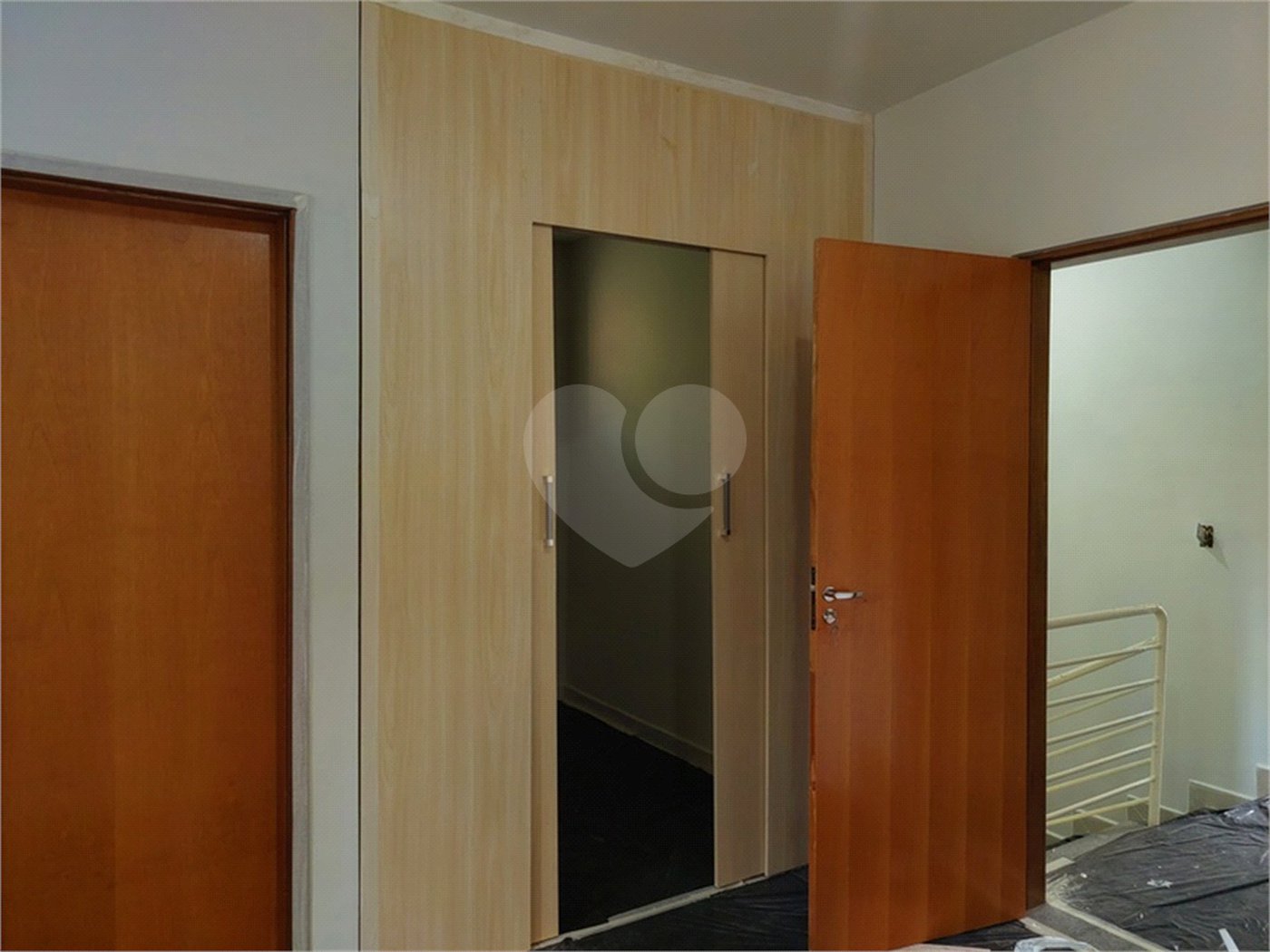Casa à venda com 3 quartos, sendo 1 suíte, em Barreiro, Mairiporã, SP