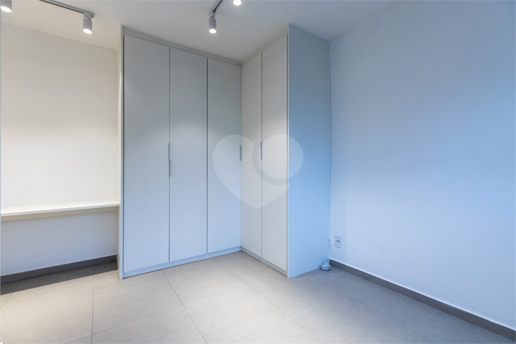 Apartamento à venda com 2 quartos, sendo 1 suíte, em Santo Amaro, São Paulo, SP