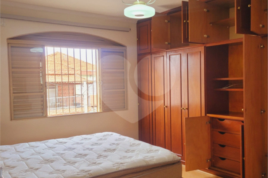 Sobrado à venda ou para alugar com 4 quartos, sendo 1 suíte, em Vila Gustavo, São Paulo, SP