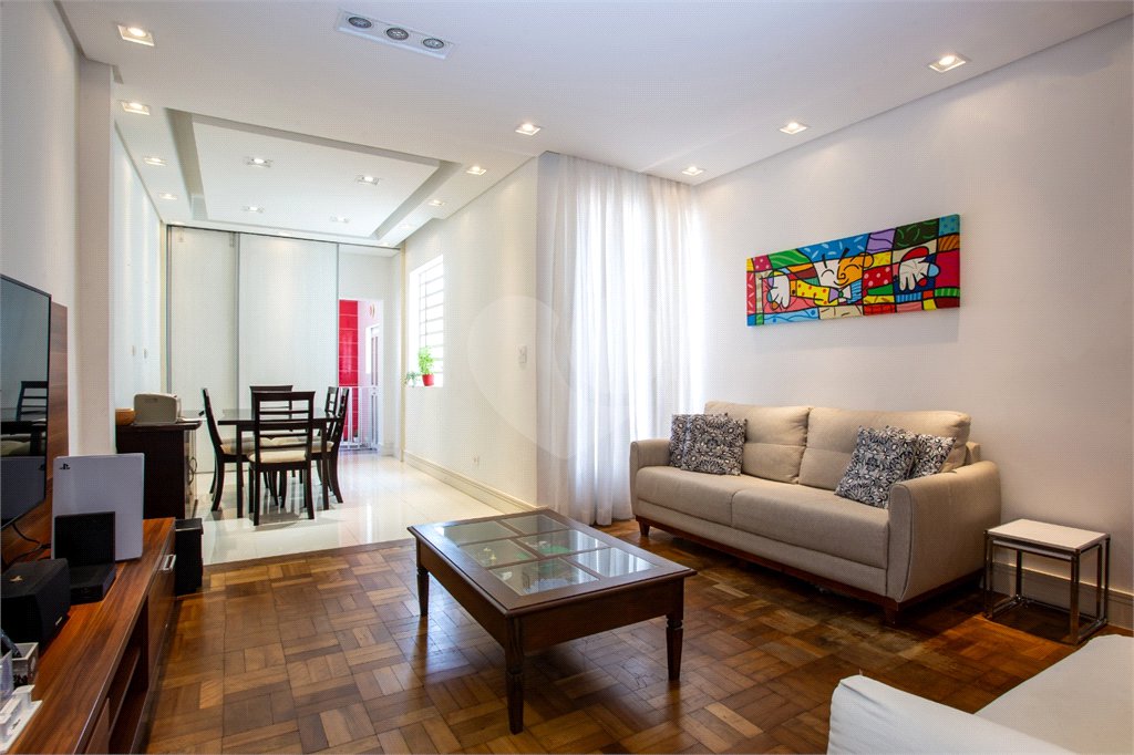 Casa à venda com 3 quartos, sendo 1 suíte, em Mirandópolis, São Paulo, SP