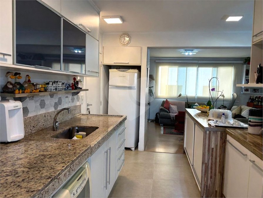 Apartamento à venda com 2 quartos, sendo 1 suíte, em Campo Belo, São Paulo, SP