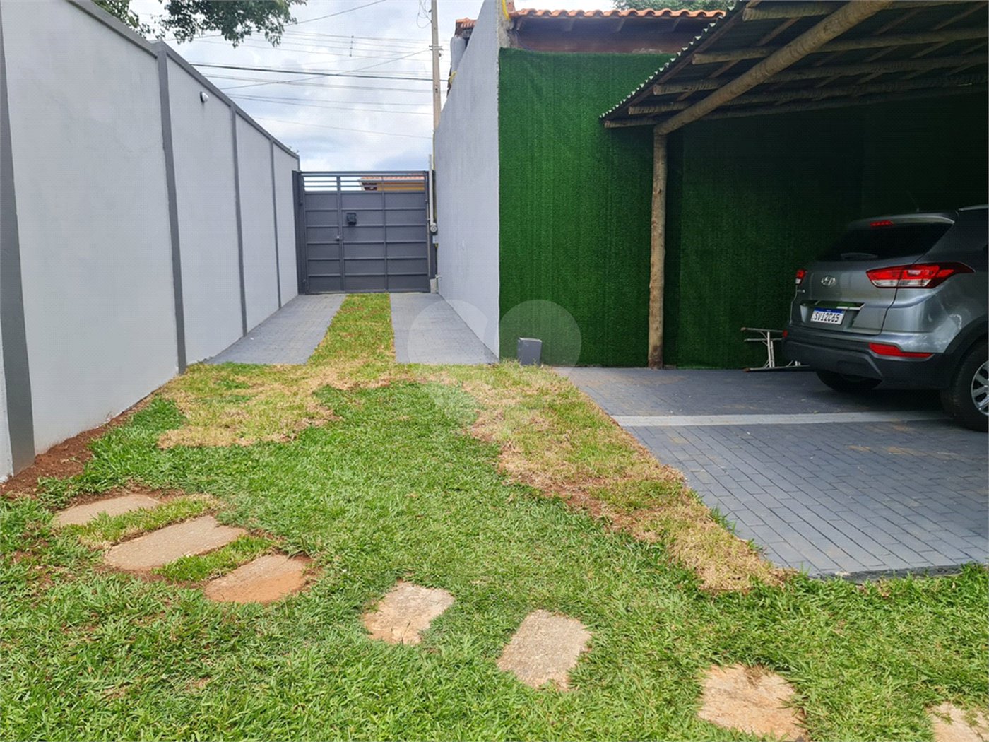 Sobrado para alugar com 3 quartos, sendo 2 suítes, em Jardim Paulista, Atibaia, SP