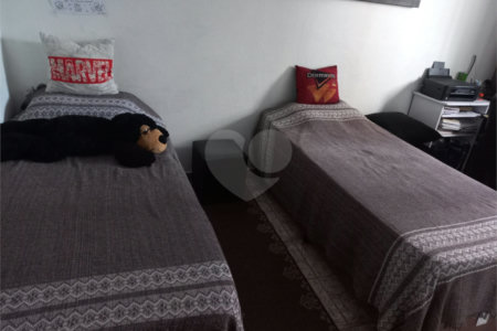 Sobrado à venda com 2 quartos, sendo 1 suíte,  em Santa Teresinha, São Paulo, SP