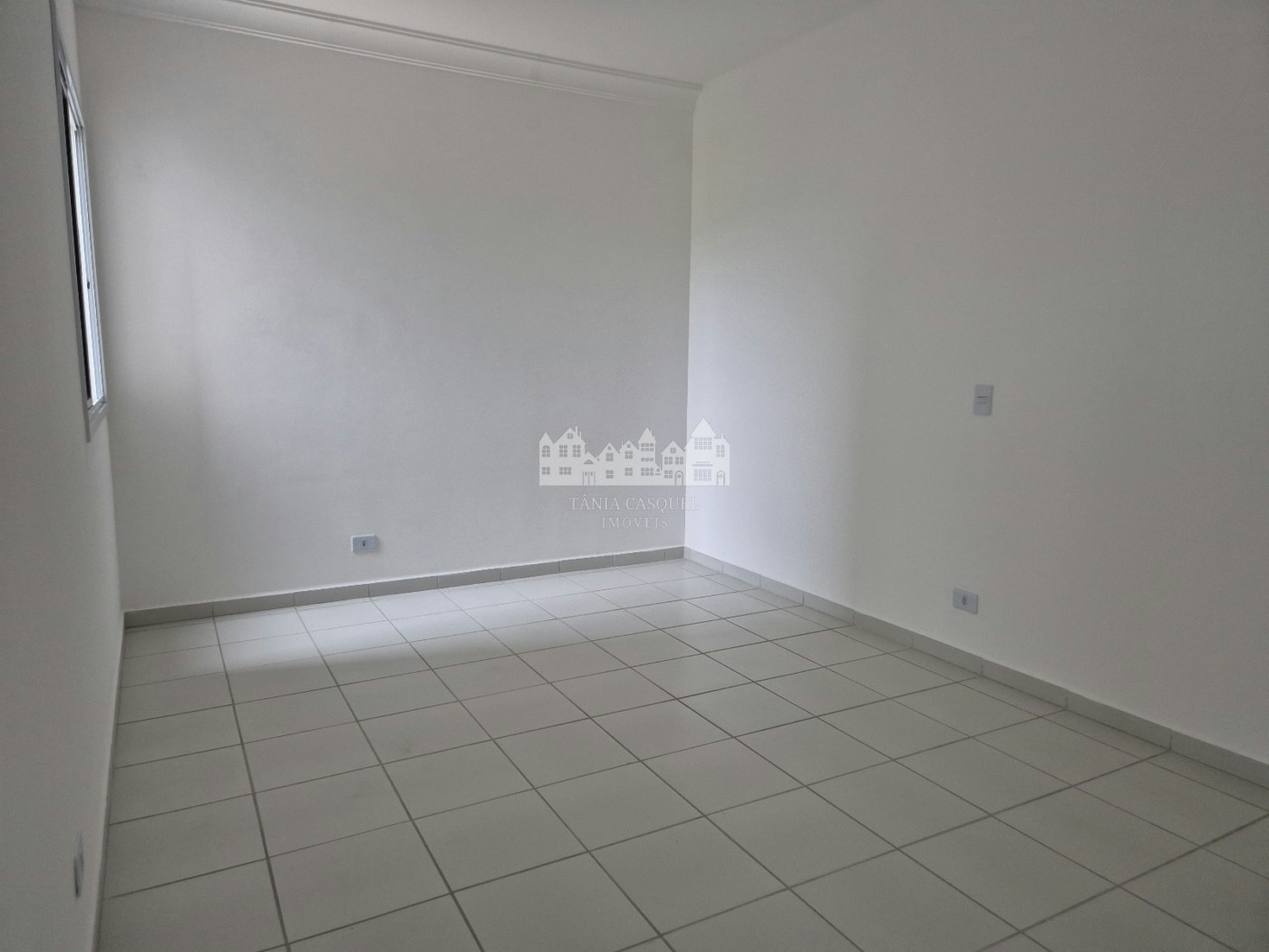 Apartamento para alugar com 2 quartos, sendo 1 suíte, em Jardim das Palmeiras, Atibaia, SP