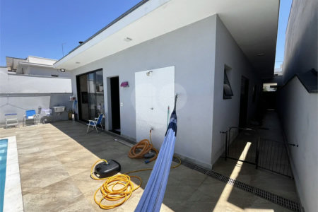 Casa à venda com 3 quartos, sendo 1 suíte, no condomínio Phytus, Itupeva - SP