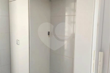 Apartamento à venda com 2 quartos em Jardim Taboão, São Paulo, SP