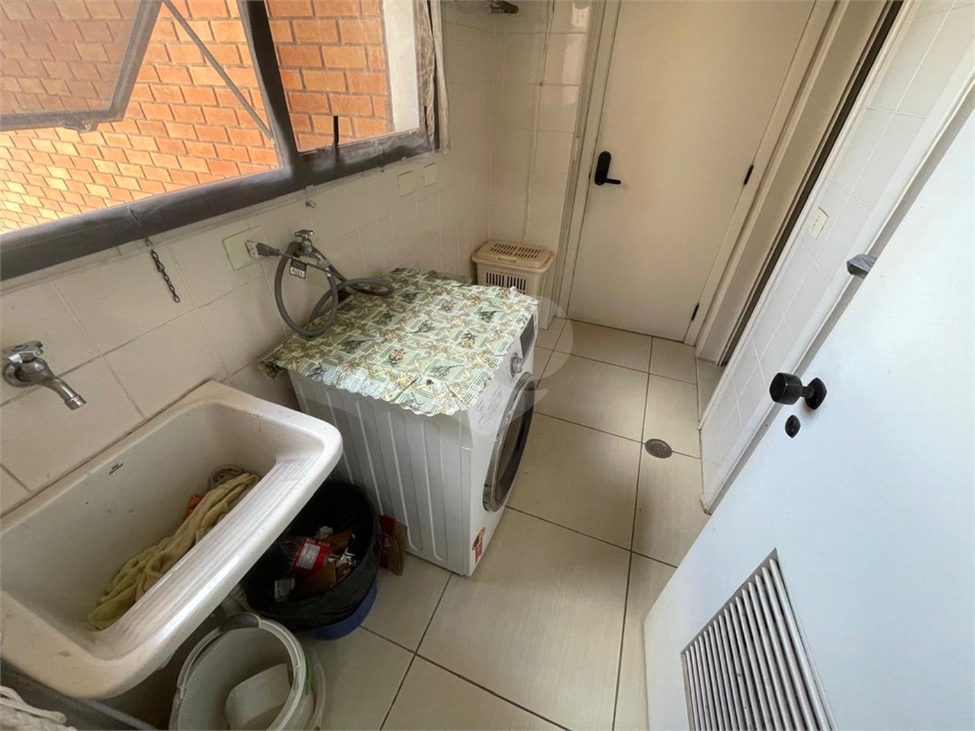 Apartamento à venda com 3 quartos, sendo 1 suíte, em Parque Bairro Morumbi, São Paulo, SP
