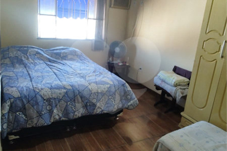 Casa à venda com 3 quartos, sendo 1 suíte, em Cosmos, Rio de Janeiro, RJ