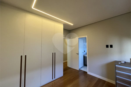 Casa à venda com 3 suítes no condomínio Alphaville Nova Esplanada 4, Votorantim - SP